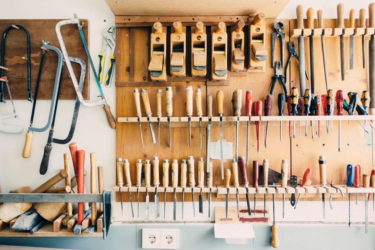 Workshop toolbox and nested storage represented in a Palstora garage inventory